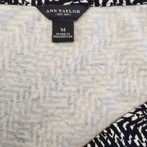 Ann Taylor Sheath Dress - Picture 6 of 6